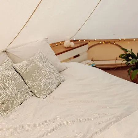 Luxury tent Taeheonni Glaemping